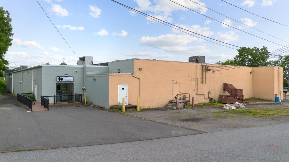 More Photos Of 629 S Main St, Old Forge Freestanding For Lease
