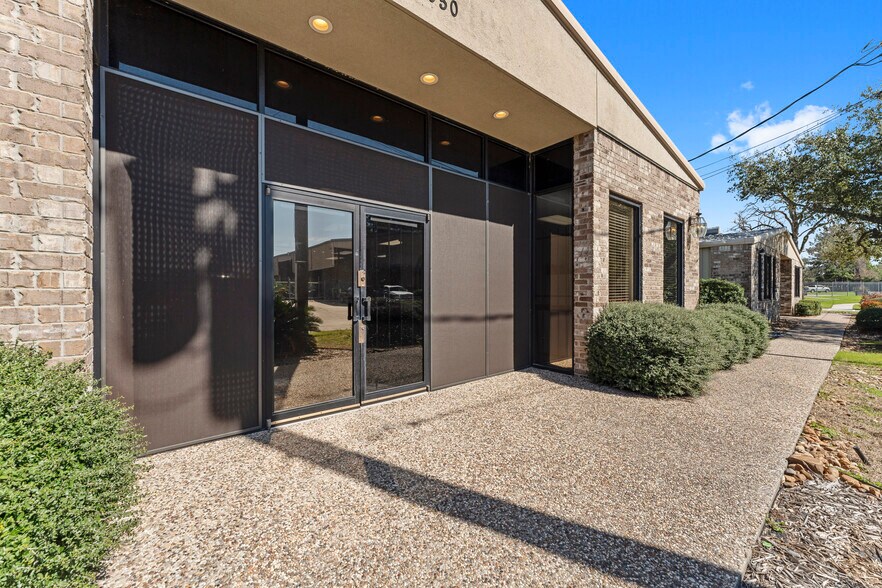 More Photos Of 24950 Spring Ridge Dr, Spring Office For Lease