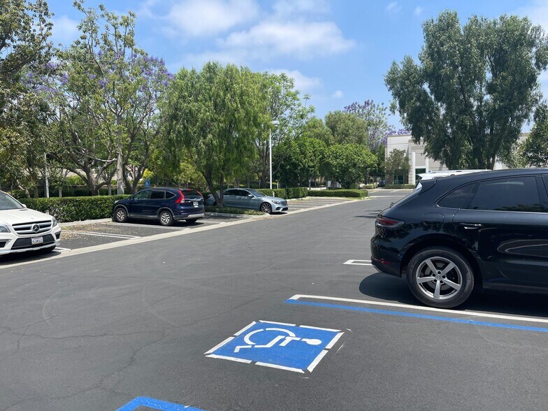 More Photos Of 14271 Fern Ave, Chino Warehouse For Lease