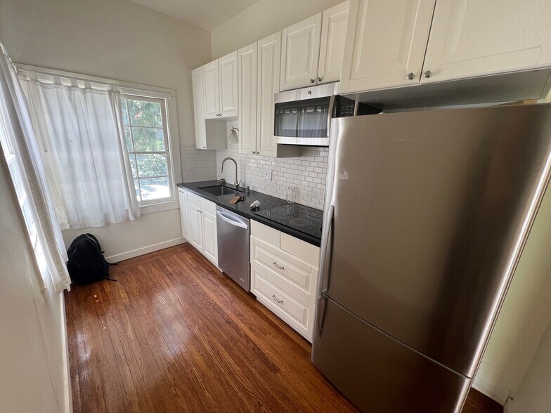 More Photos Of 392 View St, Mountain View Apartments For Sale