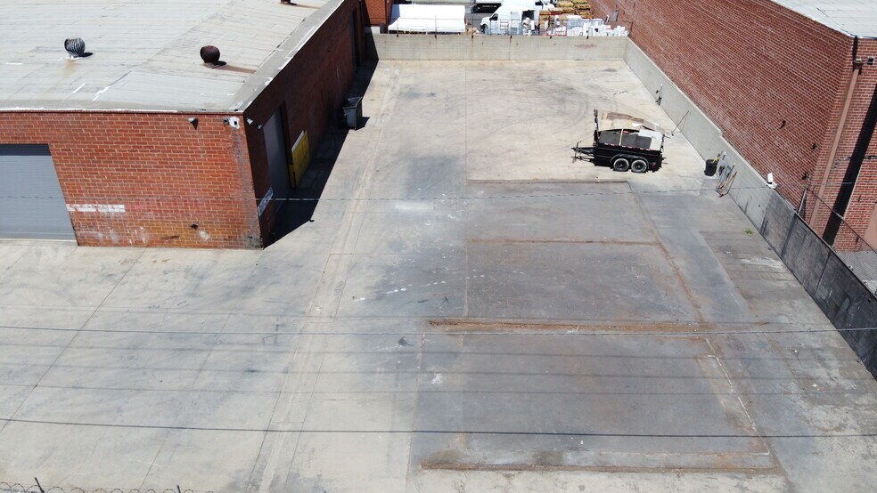 More Photos Of 1201 W Jon St, Torrance Service For Lease