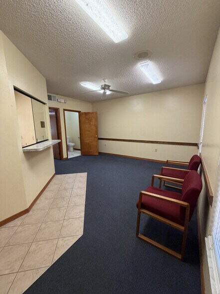 More Photos Of 1400 W Oak St, Kissimmee Medical For Sale