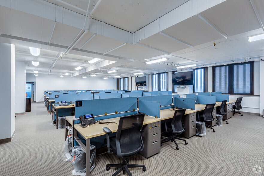 More Photos Of 2408-2488 E 81st St, Tulsa Medical For Lease