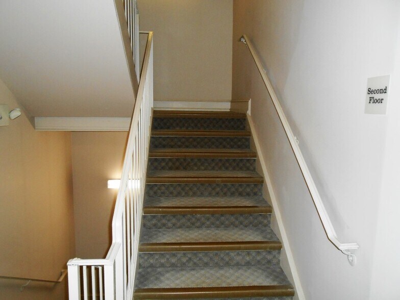 More Photos Of 15 S Gordons Aly, Atlantic City Apartments For Sale