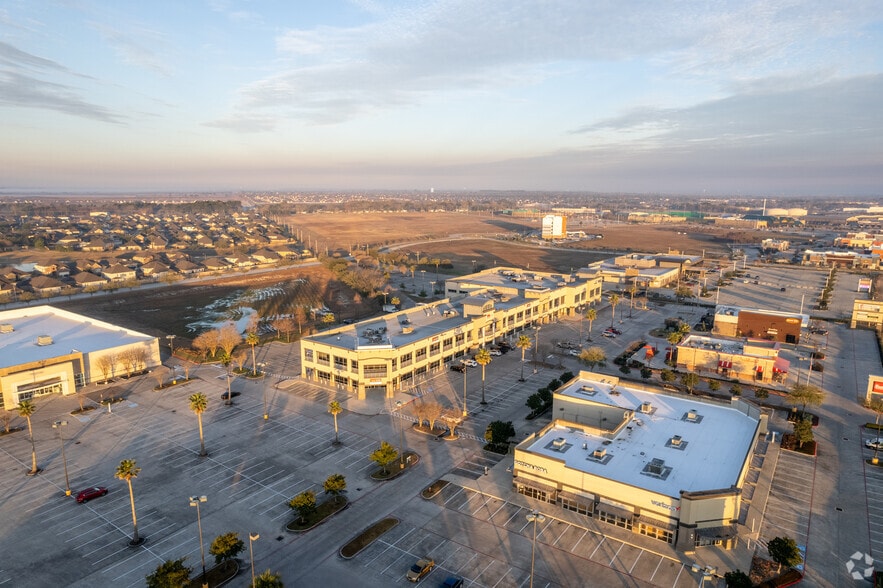 More Photos Of 1818 FM 646, League City Unknown For Lease