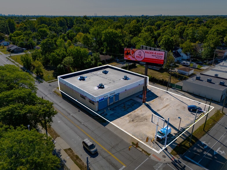 More Photos Of 7870 Southfield Rd, Detroit Freestanding For Sale