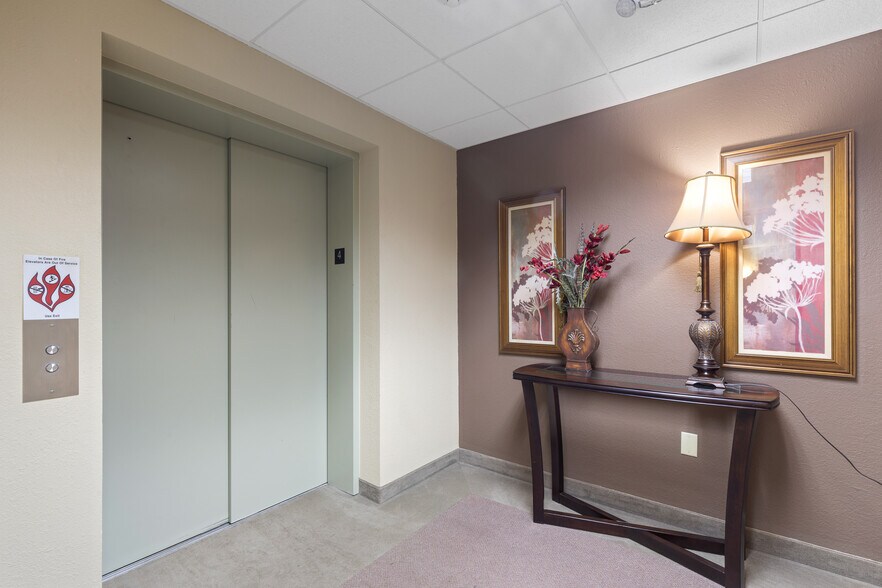 More Photos Of 1120 E Parkway Ave, Oshkosh Multifamily For Sale