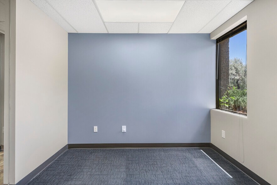 More Photos Of 9025 E Kenyon Ave, Denver Office For Lease