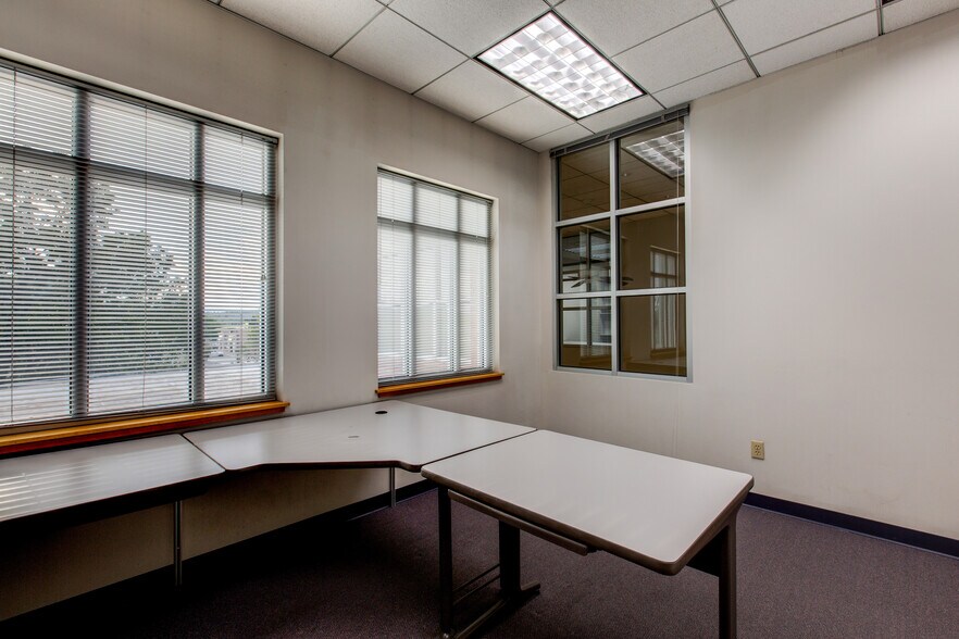 More Photos Of 5878 S Rapp St, Littleton Office For Sale