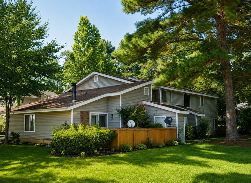More Photos Of 1410 June St, Griffin Specialty For Sale
