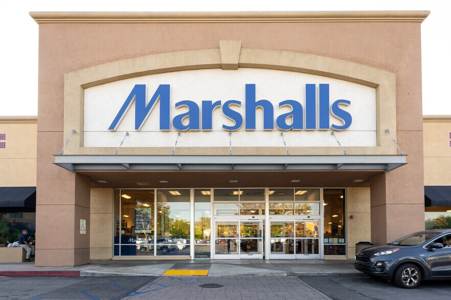 More Photos Of 13400-13582 Whittier Blvd, Whittier Freestanding For Lease