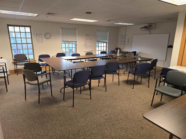 More Photos Of 105 Main St, Windsor Office For Sale