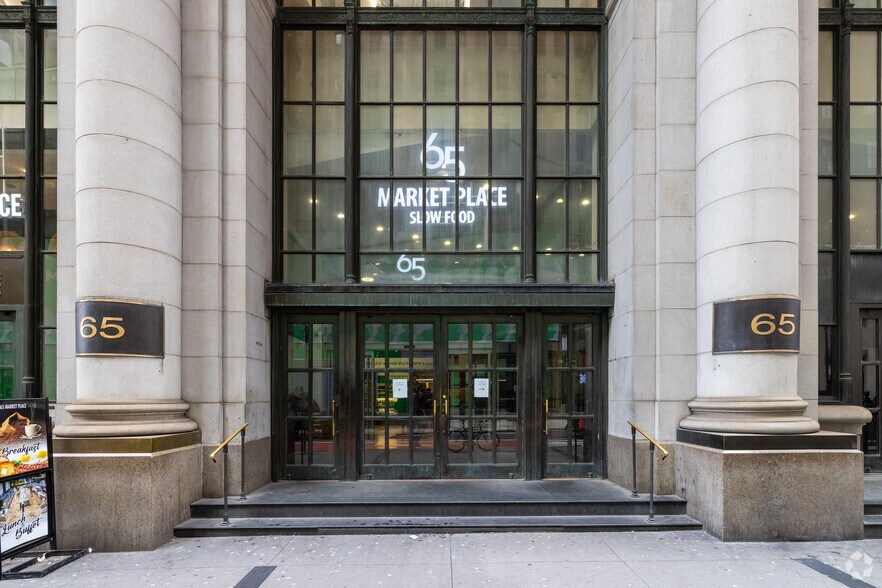 More Photos Of 65 Broadway, New York Medical For Lease