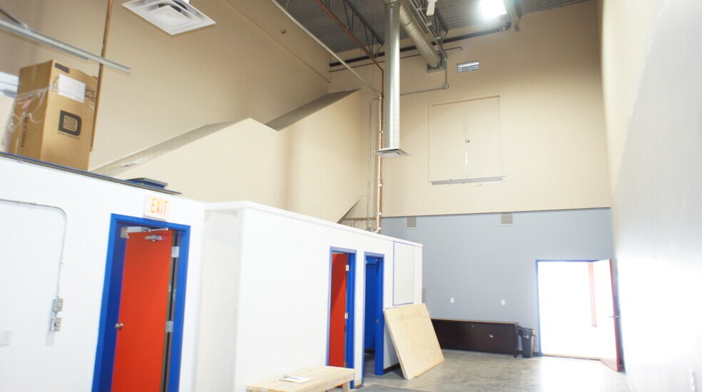 More Photos Of 65 Chippewa Rd, Sherwood Park Office For Sale