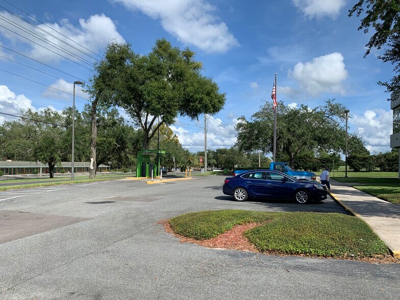 More Photos Of 2800 E Silver Springs Blvd, Ocala Office For Sale