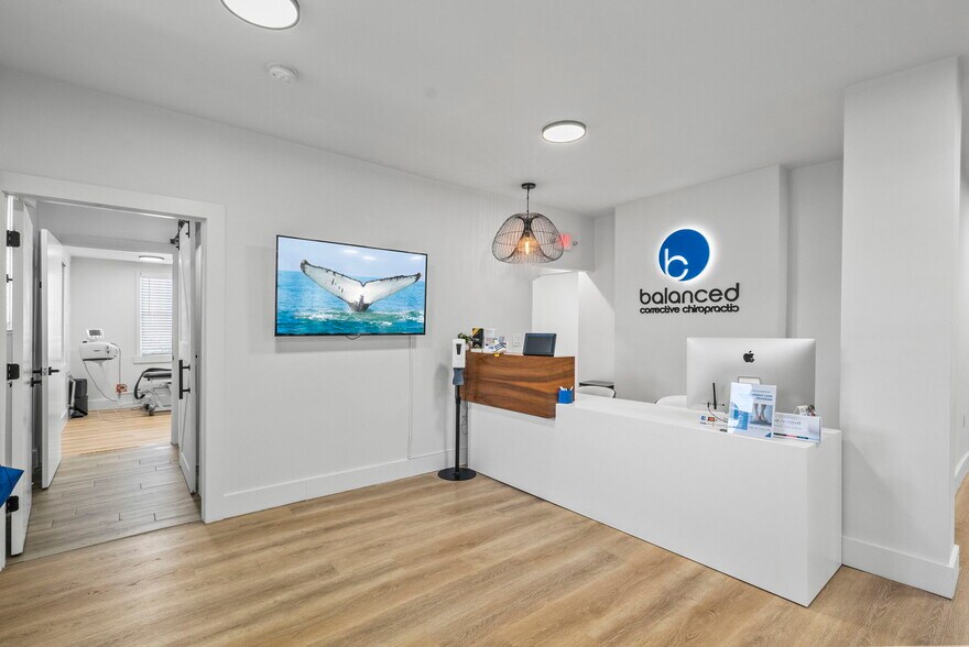 More Photos Of 141 S Euclid Ave, Westfield Office For Sale