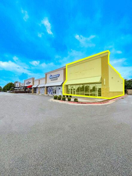 Primary Photo Of 2998 Highway 412 E, Siloam Springs General Retail For Lease