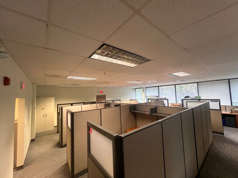 More Photos Of 100 Technology Dr, Trumbull Medical For Lease