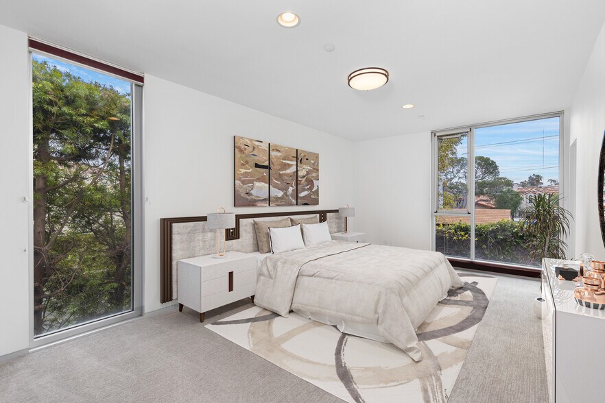 More Photos Of 930-932 Manhattan Beach Blvd, Manhattan Beach Office Residential For Sale