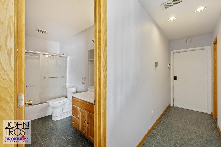 More Photos Of 781 Foster Rd, Casper Industrial For Lease