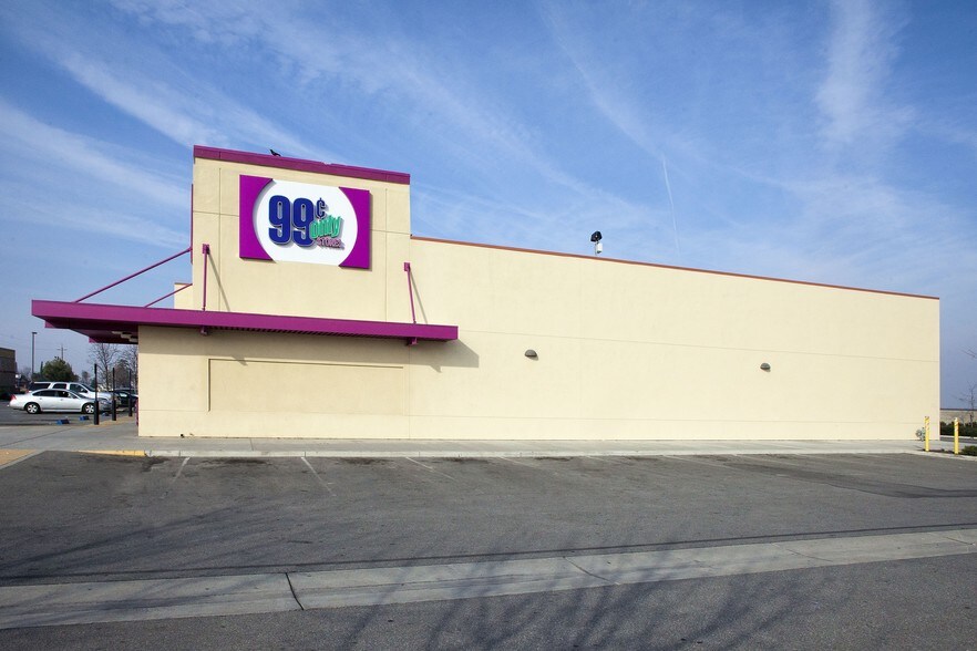 More Photos Of 1304 Highway 46, Wasco Freestanding For Sale