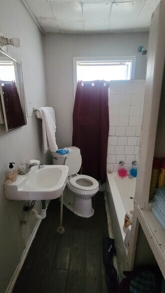 More Photos Of 13928 Bandera St, Houston Apartments For Sale