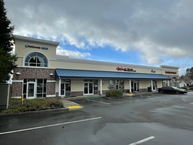 Primary Photo Of 3344 N Texas St, Fairfield Unknown For Lease