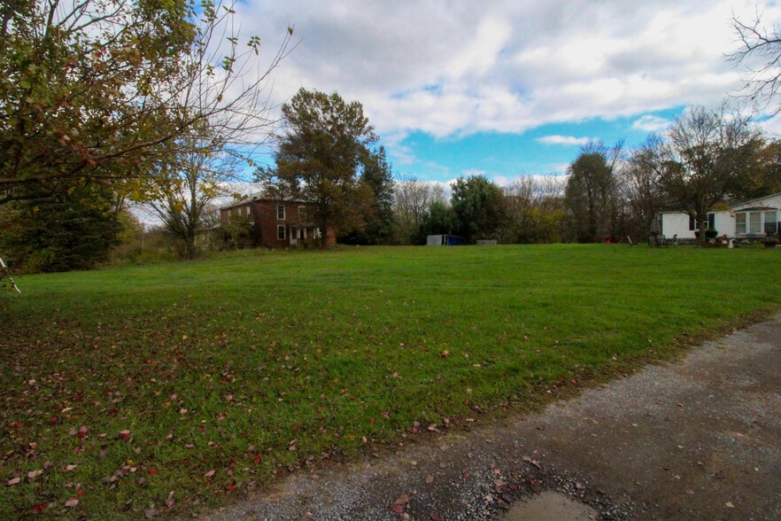 More Photos Of 16094 Evergreen Valley Rd, Timberville Specialty For Lease