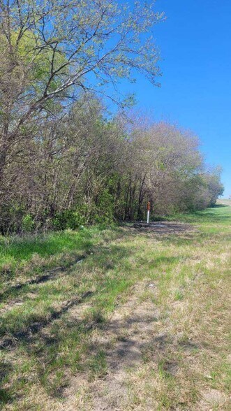 More Photos Of 0 I-45, Palmer Land For Sale