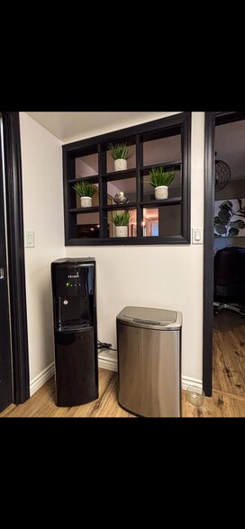 More Photos Of 4080 Spring Rd, Las Vegas Office Residential For Lease