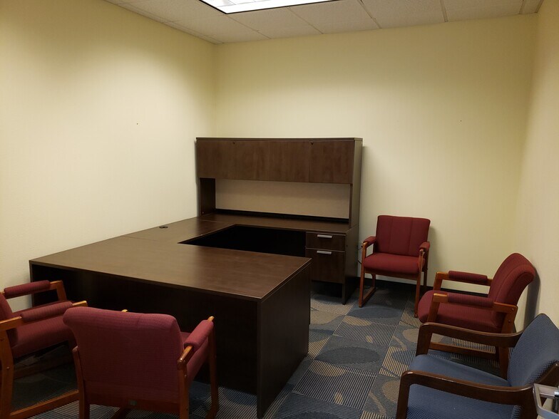 More Photos Of 1650 Summit Lake Dr, Tallahassee Office For Lease