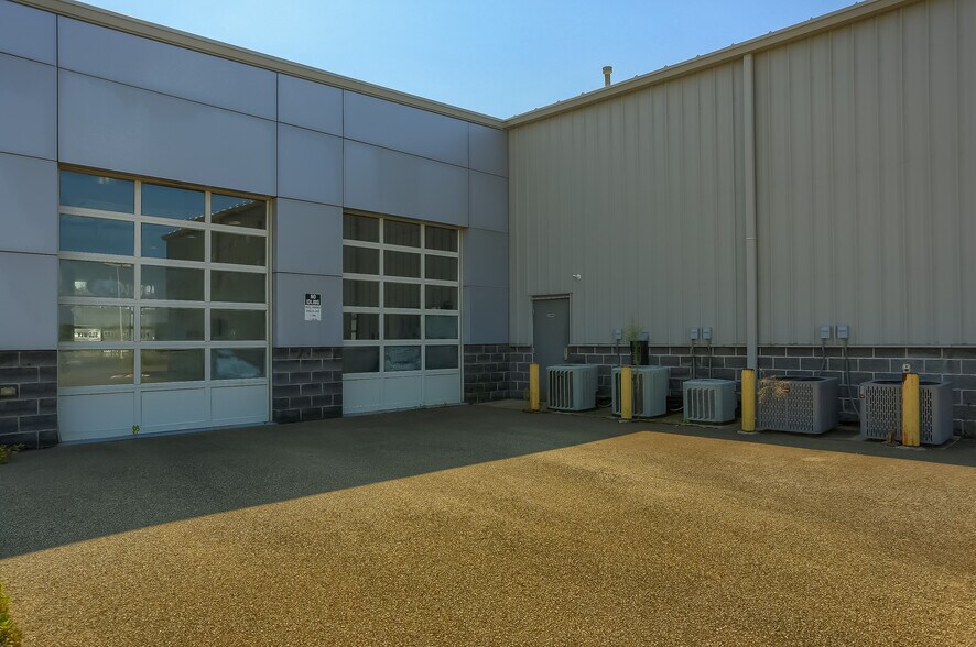 More Photos Of 3 Superior Way, Uniontown Auto Dealership For Sale