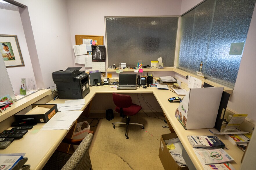 More Photos Of 2950 Stone Hogan Connector Rd SW, Atlanta Medical For Sale