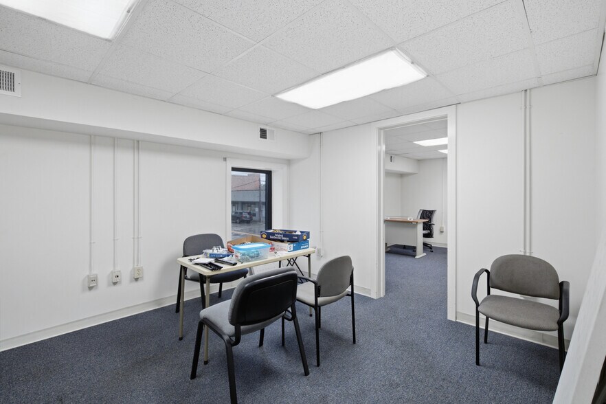 More Photos Of 201 New Bridge St, Jacksonville Office Residential For Sale