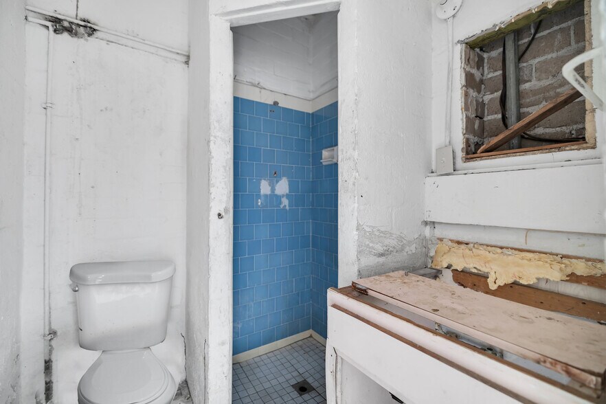 More Photos Of 3060 Grand Ave, Phoenix Apartments For Sale