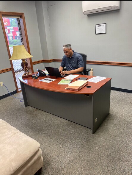 More Photos Of 3088 Terry Rd, Jackson Light Distribution For Sale