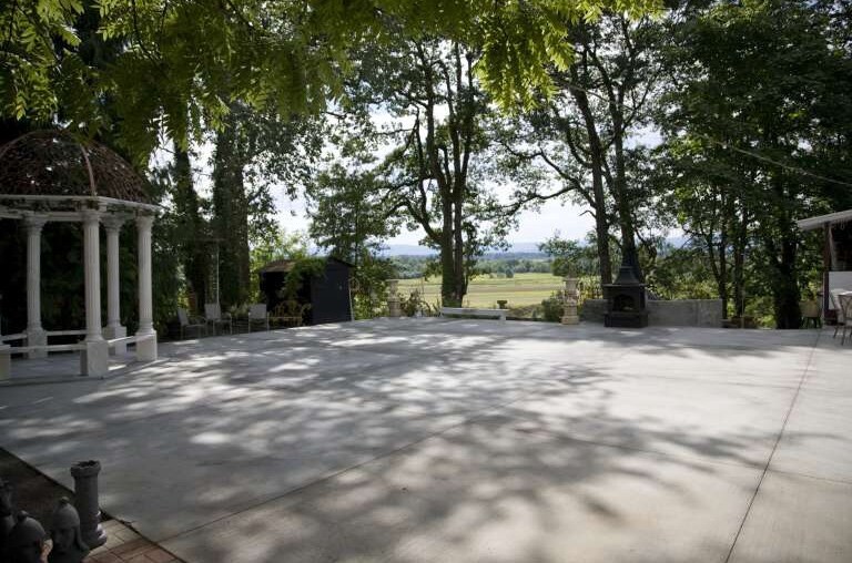 More Photos Of 113 S Main Ave, Ridgefield Religious Facility For Sale