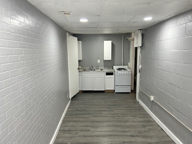 More Photos Of 7444 Lake Ave, Elyria Multifamily For Sale