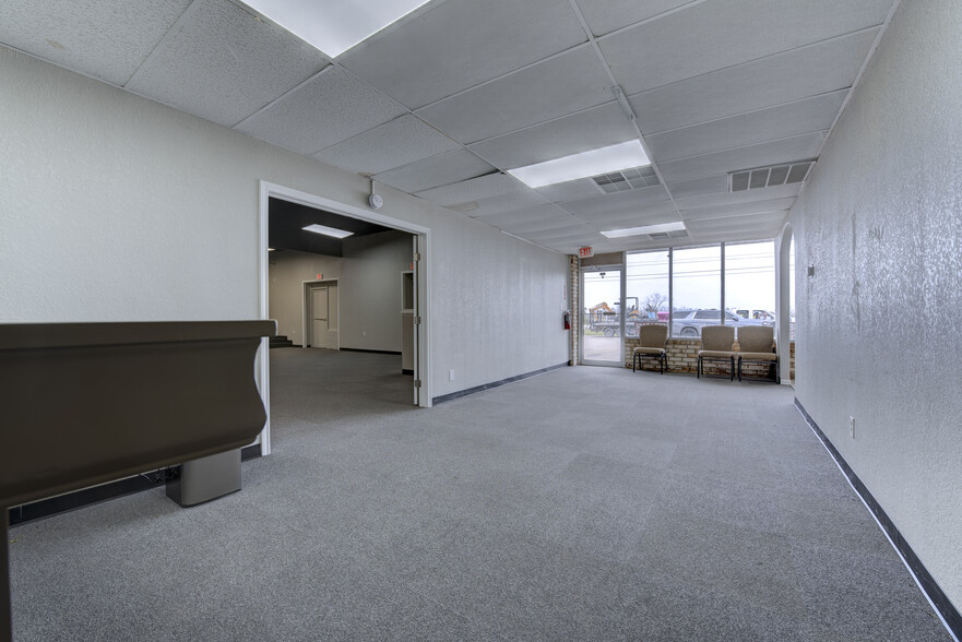More Photos Of 4230 E FM 1462 Rd, Rosharon Storefront Retail Office For Lease