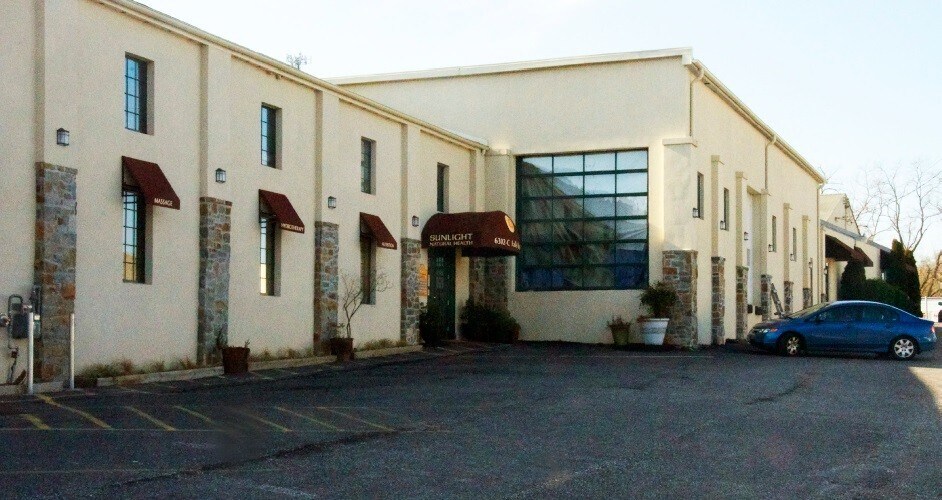 More Photos Of 6302 Falls Rd, Mount Washington Light Manufacturing For Lease