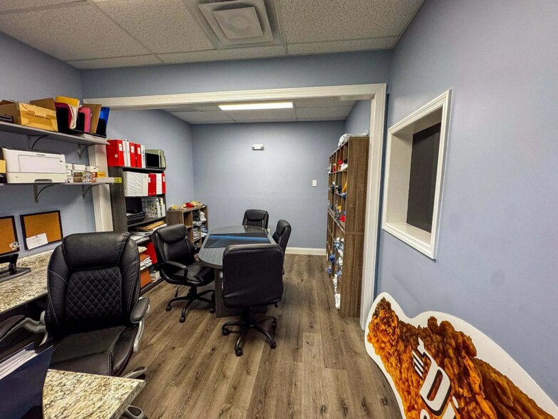 More Photos Of 5300 US Highway 1, Key West General Retail For Lease