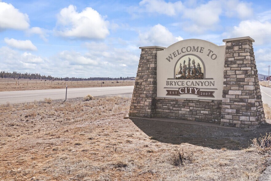Primary Photo Of 3695 W Miles Meadow Pky, Bryce Canyon City Land For Sale