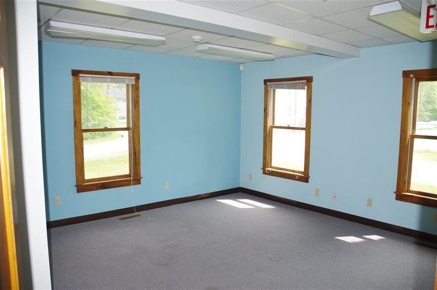 More Photos Of 165 Martell Ct, Keene Office For Sale