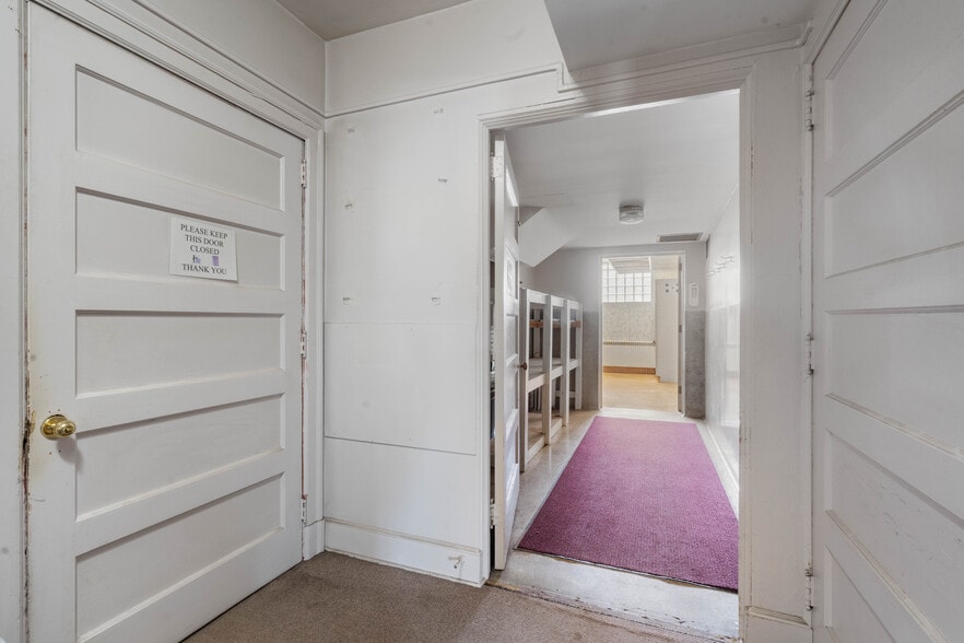 More Photos Of 1304 Hammond Ave, Superior Apartments For Sale