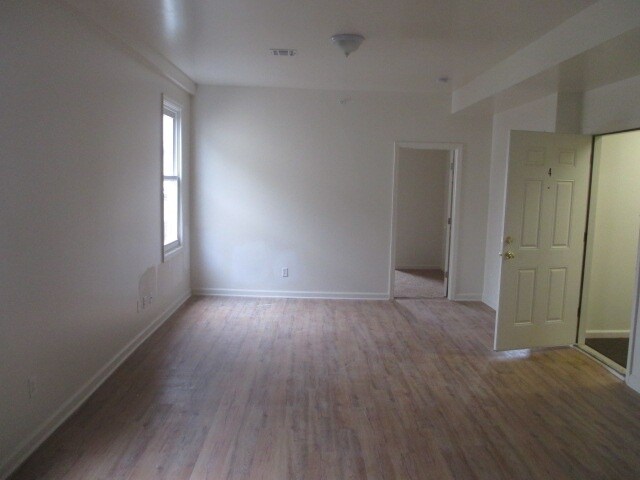 More Photos Of 493-495 Irvine Turner Blvd, Newark Multifamily For Sale