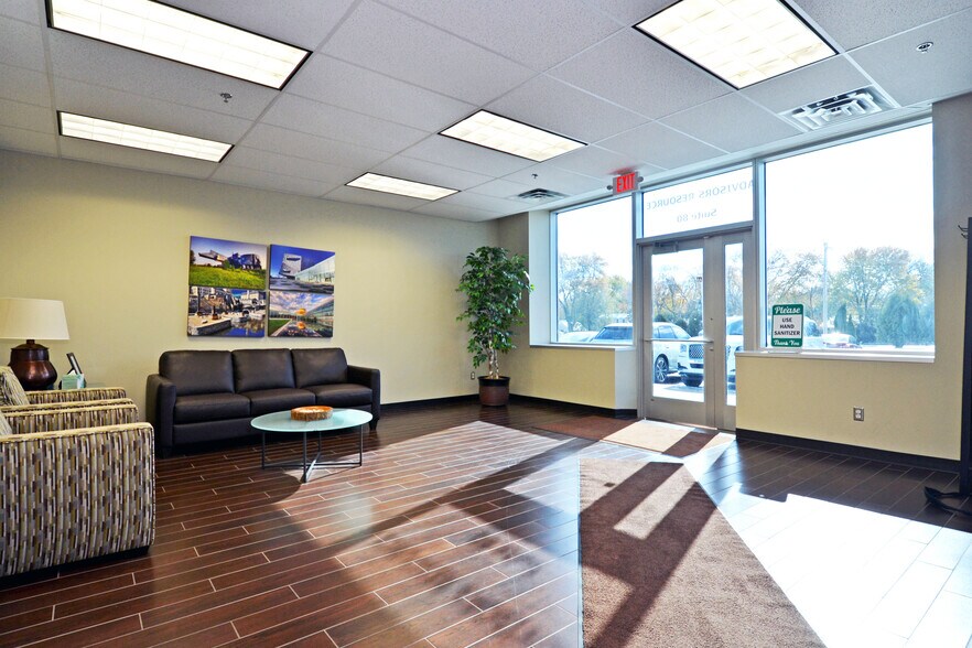 More Photos Of 7900 Excelsior Blvd, Hopkins Warehouse For Lease