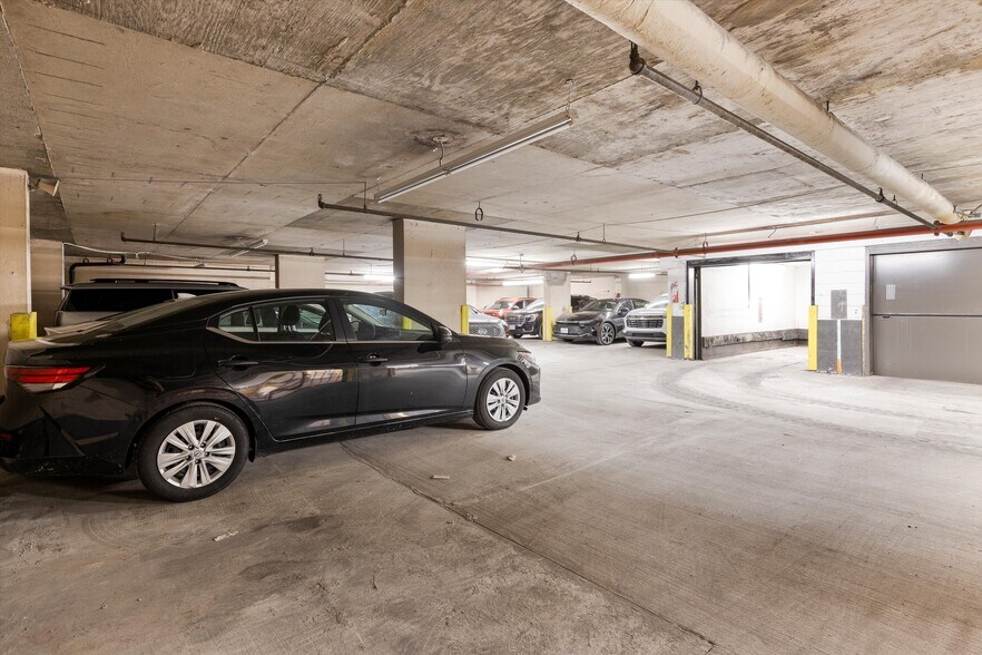 More Photos Of 225 Rector Pl, New York Apartments For Sale