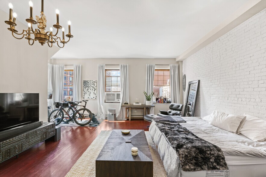 More Photos Of 852 10th Ave, New York Storefront Retail Residential For Sale