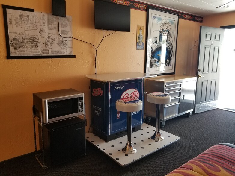 More Photos Of 216 Main, Hatch Hotel For Sale