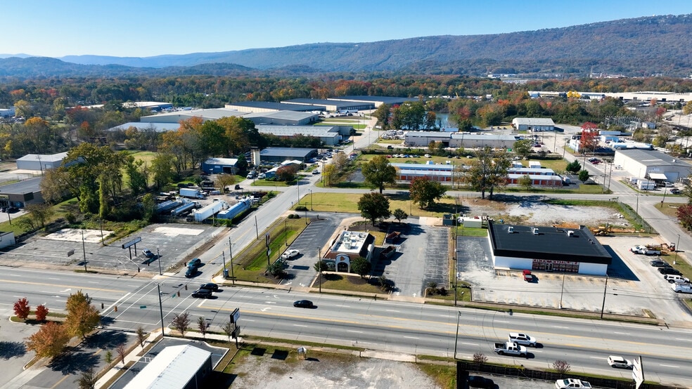 Primary Photo Of 4115 Rossville Blvd, Chattanooga Fast Food For Sale